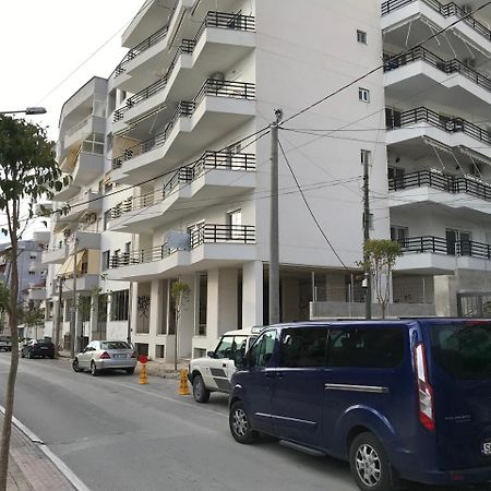 Kosta'S City Apartment ساراندا المظهر الخارجي الصورة