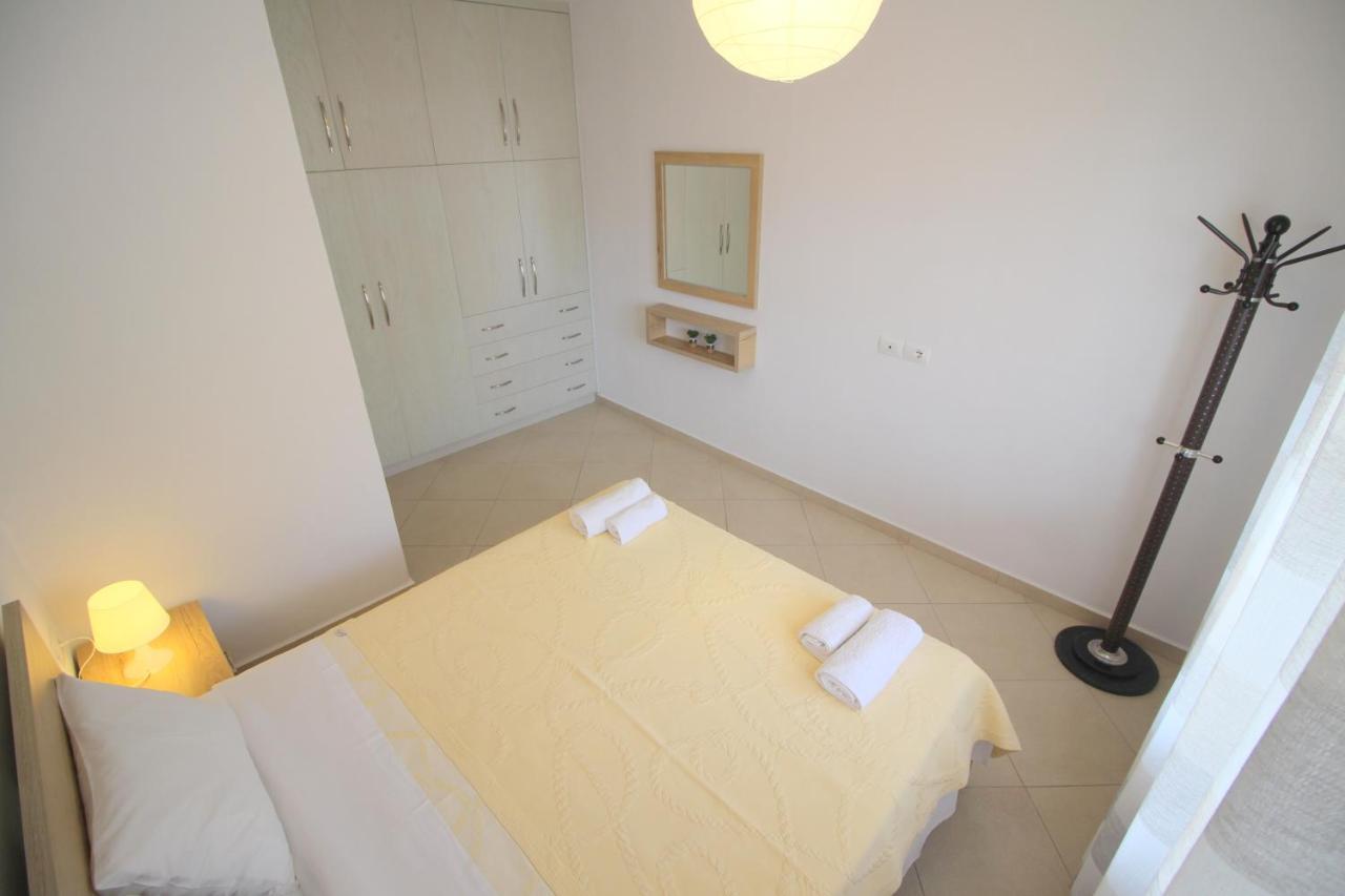 Kosta'S City Apartment ساراندا المظهر الخارجي الصورة