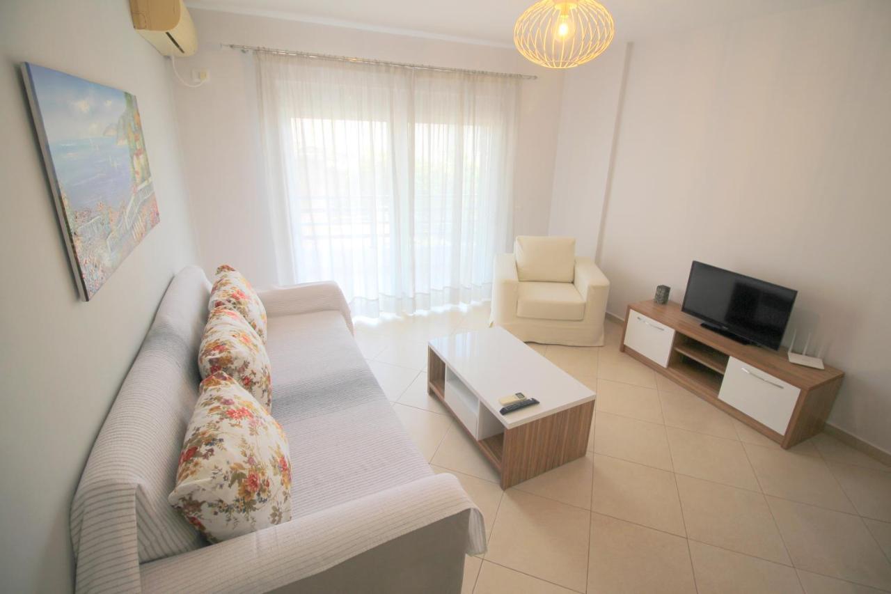 Kosta'S City Apartment ساراندا المظهر الخارجي الصورة