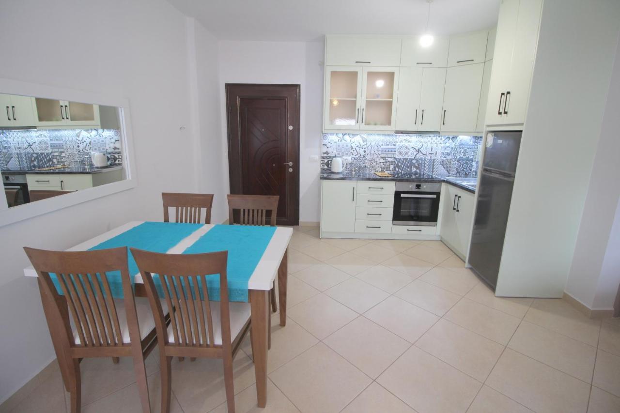 Kosta'S City Apartment ساراندا المظهر الخارجي الصورة